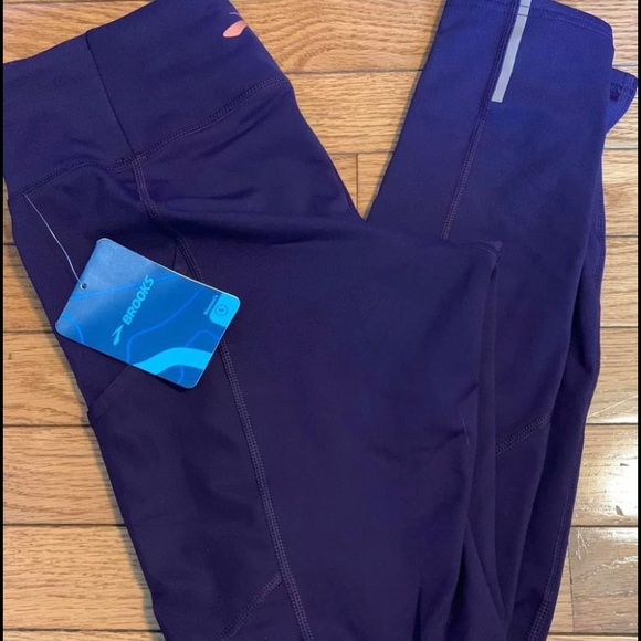 NWT: Brooks Threshold Running Tights‼️ - Picture 2 of 4